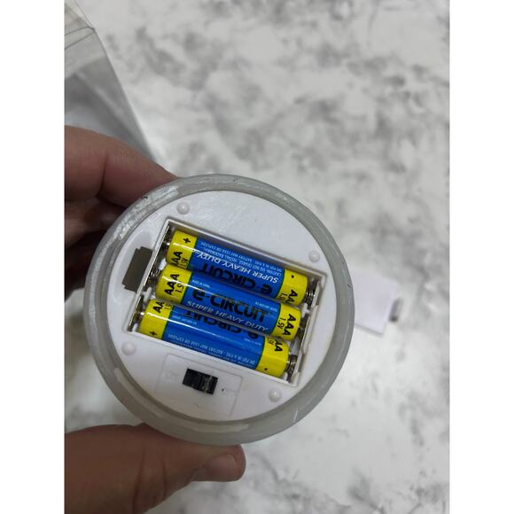 EverLAST Candle Holiday Winter Battery Operated Flickering Led Candle DecoGLOW - Picture 10 of 10